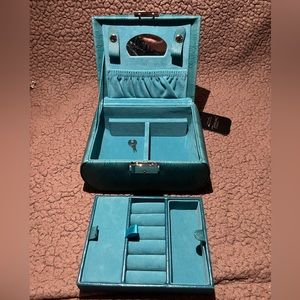 TUSCAN DESIGNS Travel Jewelry Box